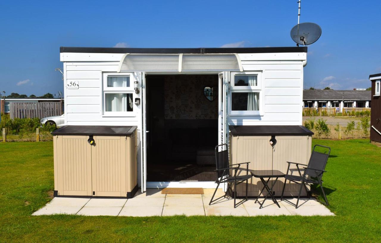 Immaculately Presented Detached Family Chalet - 5 Mins To Beach, Nr Great Yarmouth & Norfolk Broads Villa Exterior photo